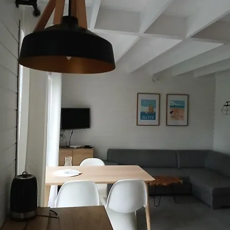 Nad Morzem Babki Z Piasku Dziwnów